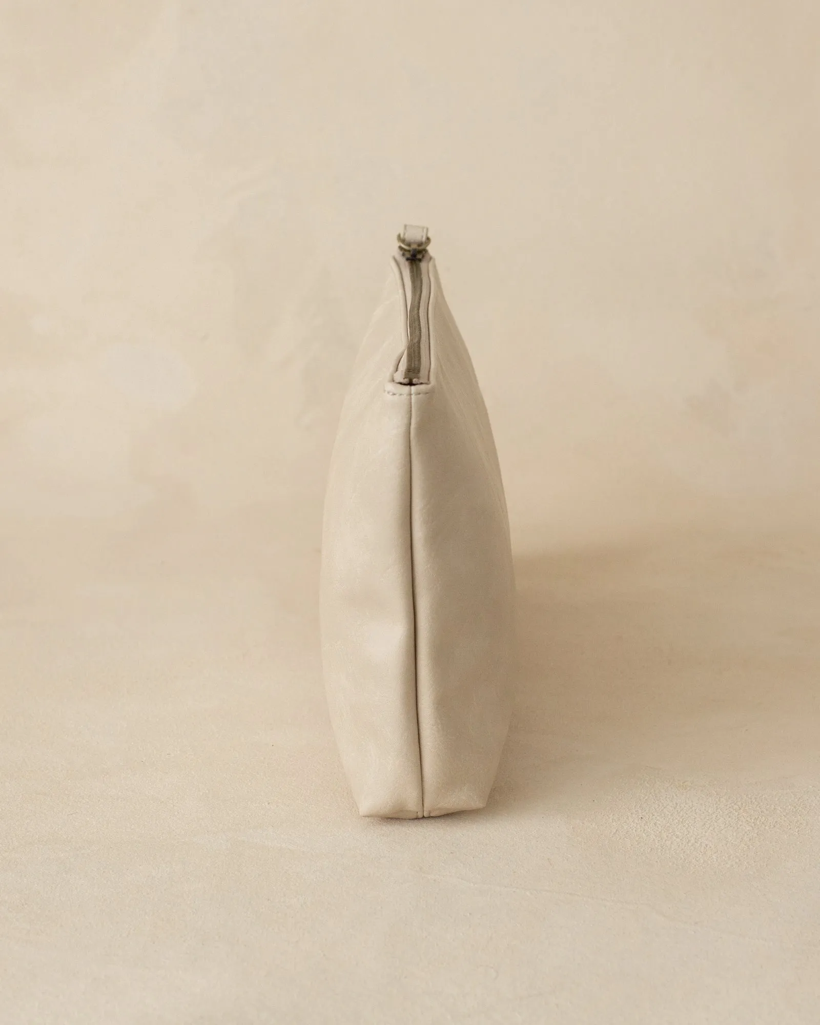 Doux Clutch