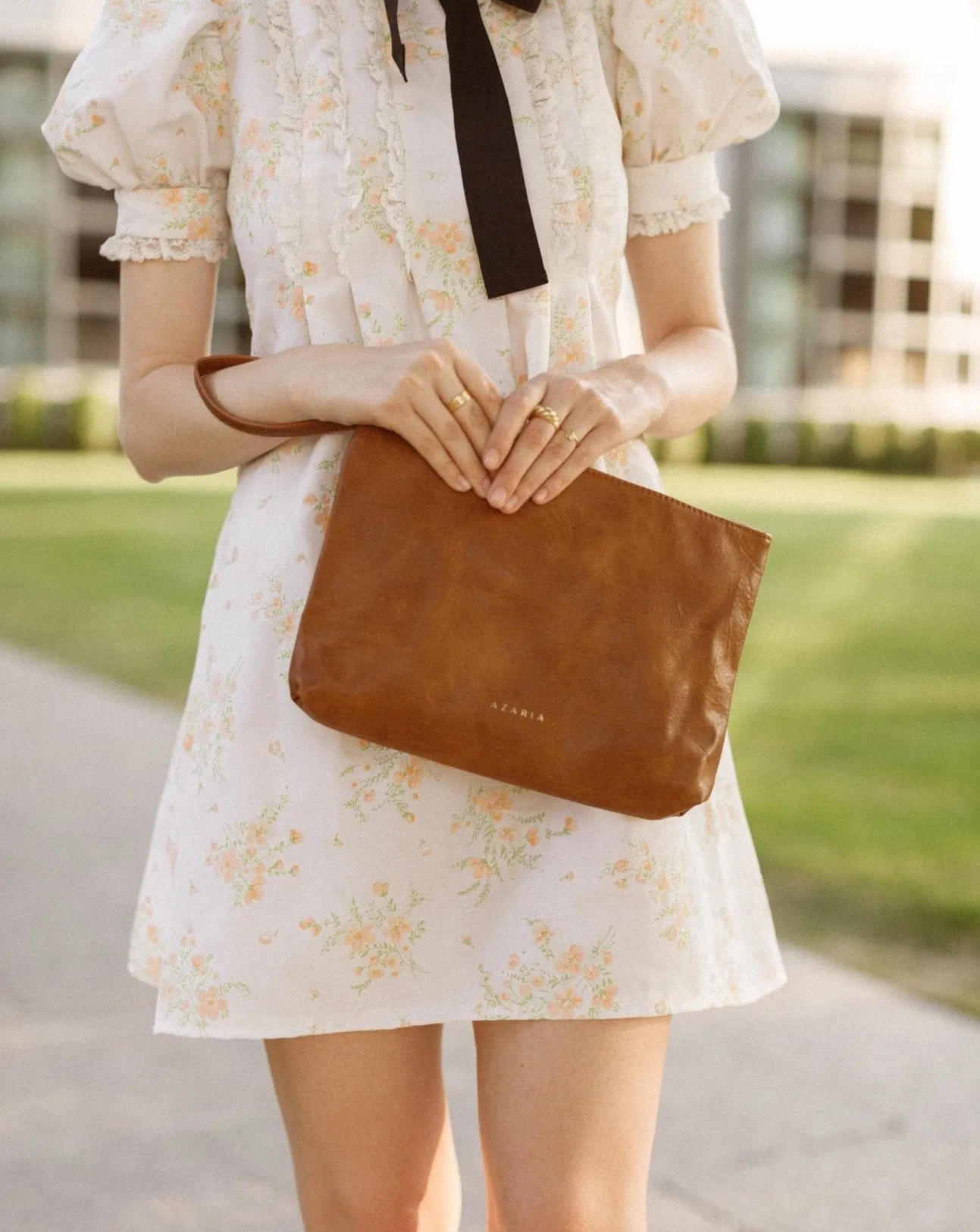 Doux Clutch