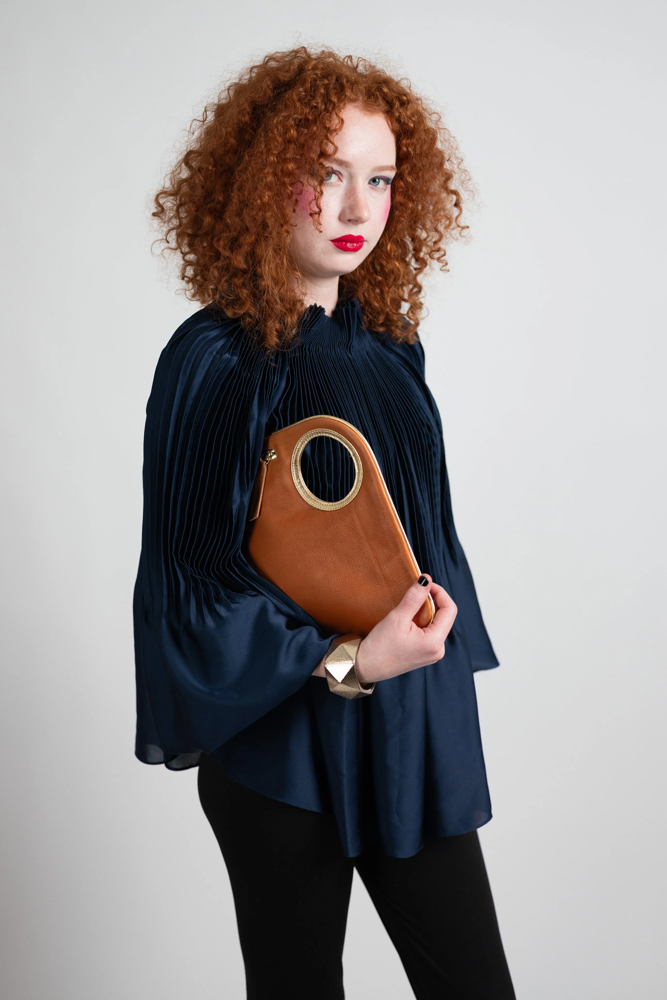 Hands-Free Bracelet Bag - Large Clutch Grey gold final sale