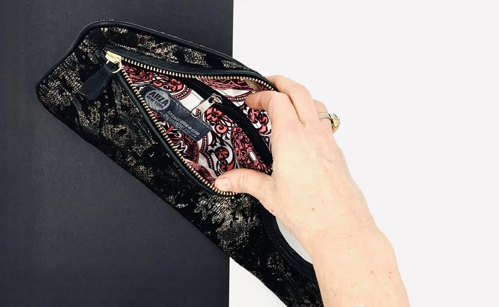 Hands Free Bracelet Clutch - Medium - Black Pewter Lizard Print with Black Ring