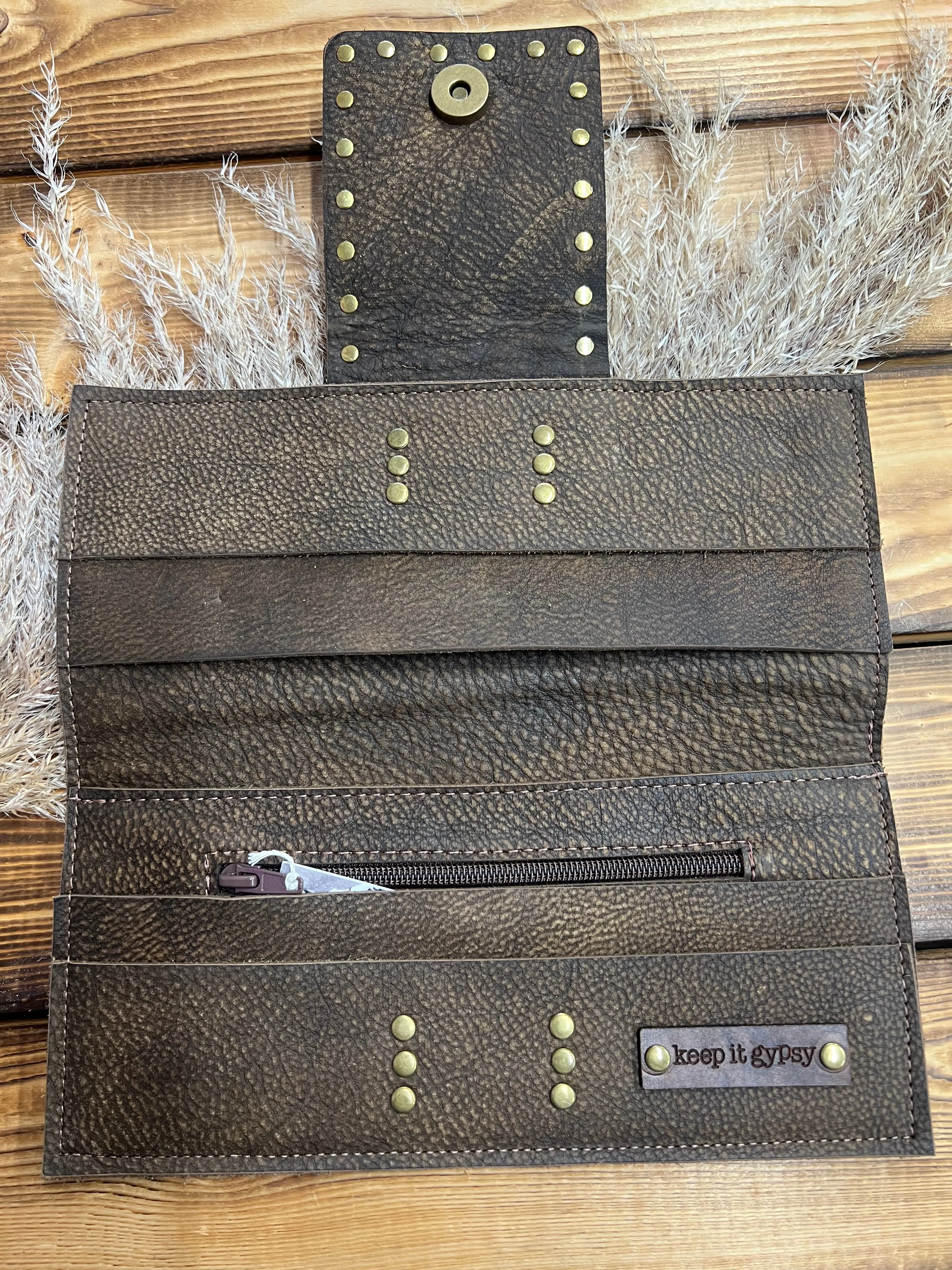 K.I.G. Extra Large Leather Wallet - White HOH