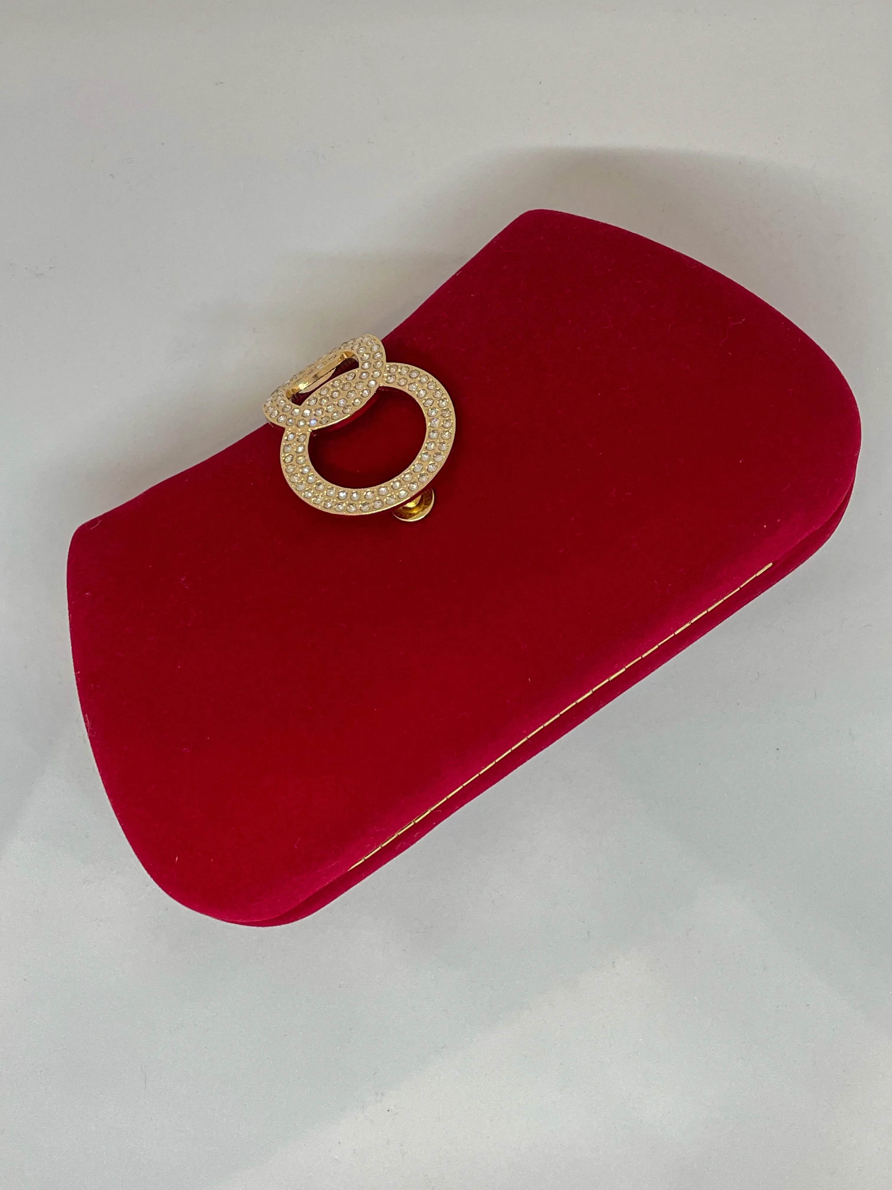 Millie Clutch - Red