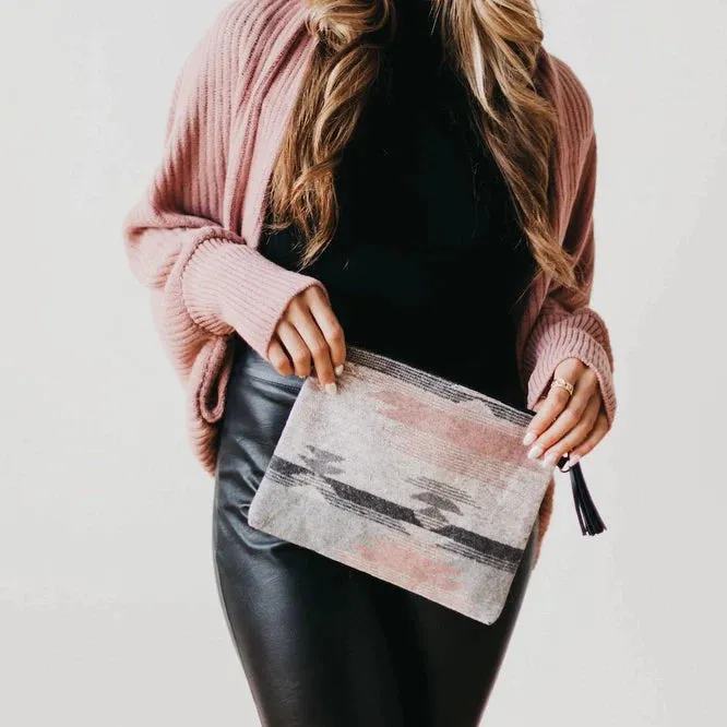 PREORDER: Mesa Crossbody Clutch Bag In Two Colors
