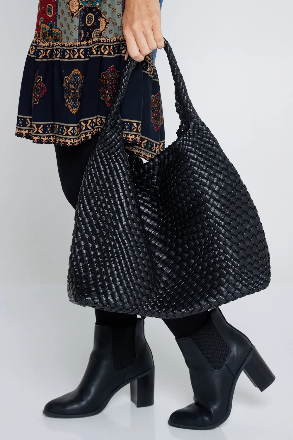 Woven Slouch Bag & Clutch - Black